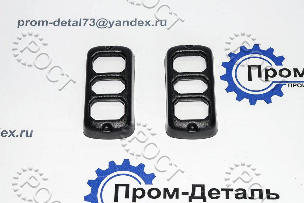 Накладка фонаря заднего УАЗ-3151, 3741, 3909, 3692, 452, 469