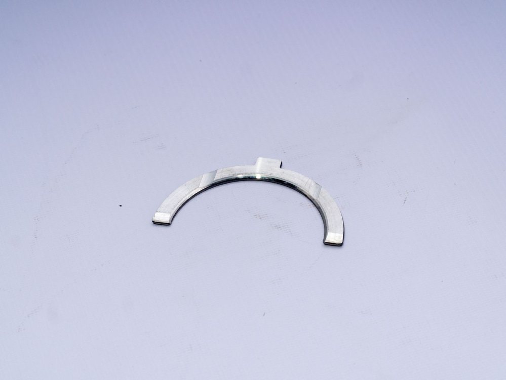 Полукольцо вала коленчатого дв. УМЗ-А305 упорное нижнее