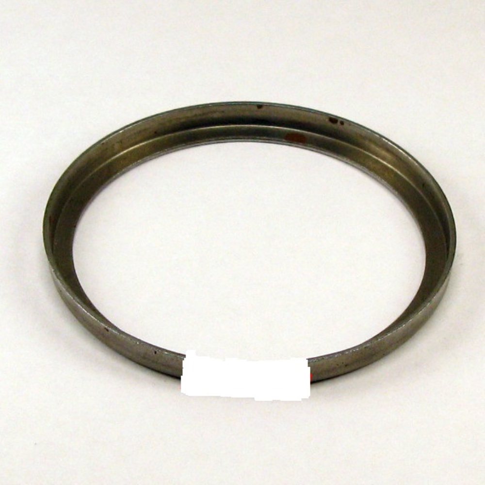 Шайба упорная подшипника ступицы колеса переднего внутренняя